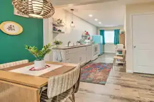 Stylish Vacation Rental - Walk to Isu!, Блумингтон