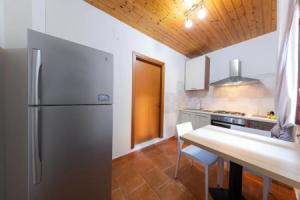 XXV Novembre apartments, Чефалу