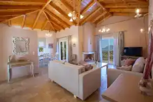 Villa Daphne, Inoro Villas, Лигия
