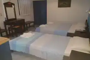 Roula Villa Studios &, Перисса