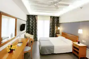 SENTIDO Apollo Palace, Месонги