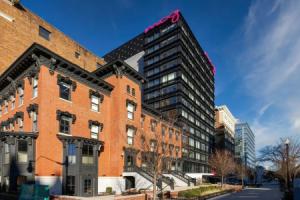 Отель «Moxy Washington DC Downtown», Вашингтон