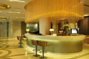 Elegant Hotel Shanghai Bund, Шанхай