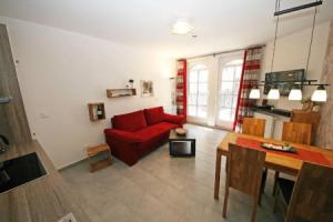 Haus Meeresblick - Ferienwohnung Nautica, Остзеебад Баабе
