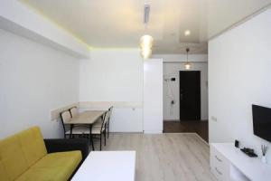 47A Excellent apartment center capital, Ереван