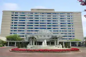 Hilton New York JFK Airport, Куинс