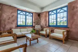 Agionissi Resort, Амолиани