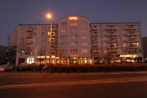 Hotel «Ascot Bristol», Потсдам