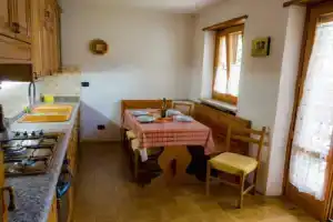 Appartamento ai piedi del Gran Paradiso, Сен-Пьер