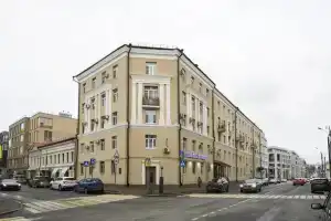 Апартаменты Чак-чак хаус (Chak-chak House) на улице  Парижской Коммуны, Казань