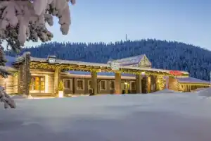 Levi Hotel Spa, Леви