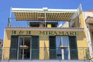 b&b Miramare, Джиардини-Наксос