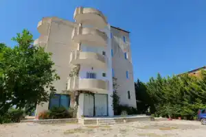 Hotel «Belle Vue», Ле Лаванду