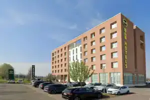 Hotel «Remilia», Реджо-Эмилия