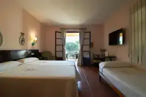 Hotel «Bahia», Пегуера
