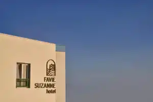 Отель «Favie Suzanne», Тинос