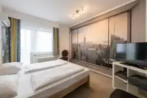 Hotel «Königshof The Arthouse», Кёльн