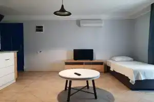 Mesmerizing Flat With Shared Pool in Cesme, Илдыр