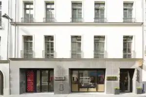 Drawing Hotel, Париж