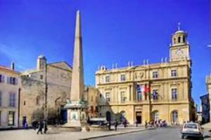 Apartment With 2 Bedrooms in Arles, With Wifi - 30 km From the Beach, Арль