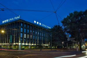 Unahotels Cusani Milano, Милан