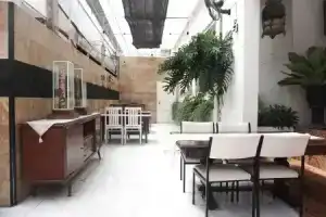 Отель «House of joy sopalan», Джокьякарта