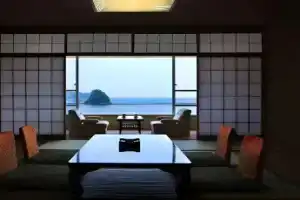 Kurofune Hotel, Симода