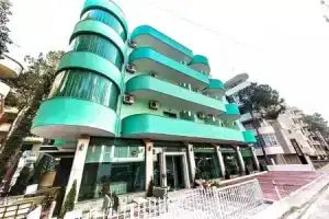 Western Star Hotel, Дуррес