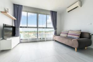 Sleek 2 Bed Apt T2-818, Чалонг
