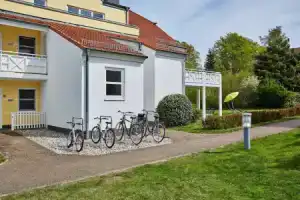 H+ Hotel Ferienpark Usedom, Козеров