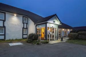 Sure Hotel by Best Western Calais Coquelles Tunnel s/ Manche, Кале