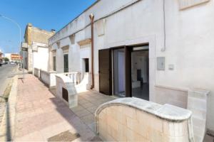 2094 La Dolce Vita Suite, Аветрана