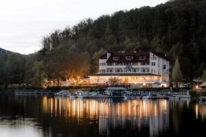 Terrassenhotel Seepromenade, Хемфурт-Эдерзее