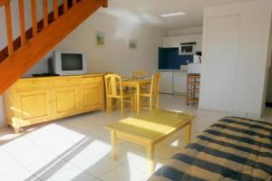 Appartement Carnac, 3 pièces, 6 personnes - FR-1-477-63, Карнак