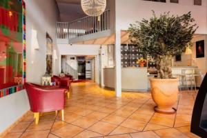 Отель «Kyriad Nîmes Ouest A9», Ним