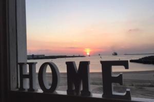 Beachhouse direct aan zee, Иджмуиден аан Зее