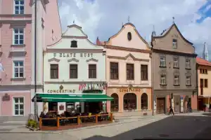 Hotel «Concertino Zlatá Husa», Йиндржихув-Градец