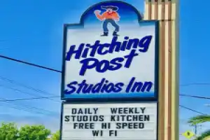 Hitching Post Studios Inn, Санта-Крус