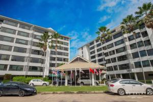 The Royal Gems Golf Resort, Салая