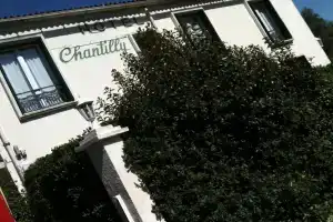 Le Chantilly, Сен-Лоран-дю-Вар