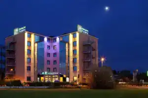 Отель «Holiday Inn Express, An Ihg», Реджо-Эмилия