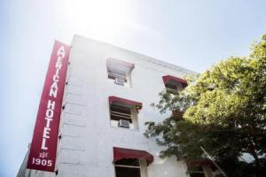 American Hotel, Лос-Анджелес