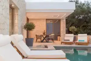Sun 'n Salt Private Villas, Контокали