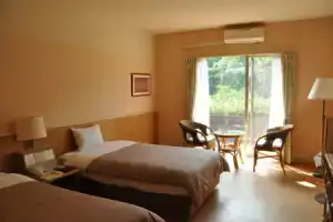Iriomotejima-Jungle Hotel Painumaya, Ириомоте