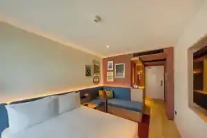 Отель «Hampton By Hilton Alicante Airport», Ареналес дель Соль