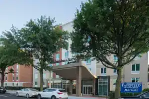 Апарт-отель «Fairfield Inn & Suites by Marriott New York/Fresh Meadows», Куинс