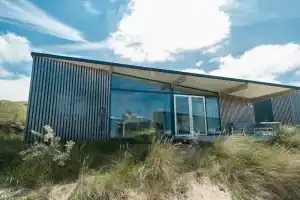 Modern Retreat by the Dunes, Зандворт