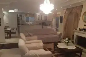 Family Villa with Private pool, Махмутлар