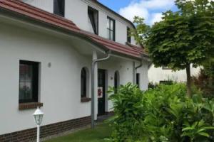 3 Zi Ferienwohnung Piratennest 2, Цингст