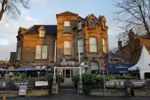Murrayfield Hotel, Эдинбург